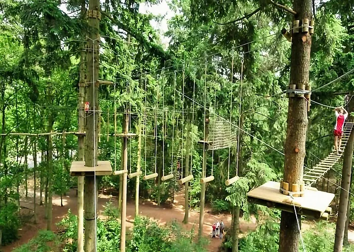 In Near Forest And Golf Dom wakacyjny *