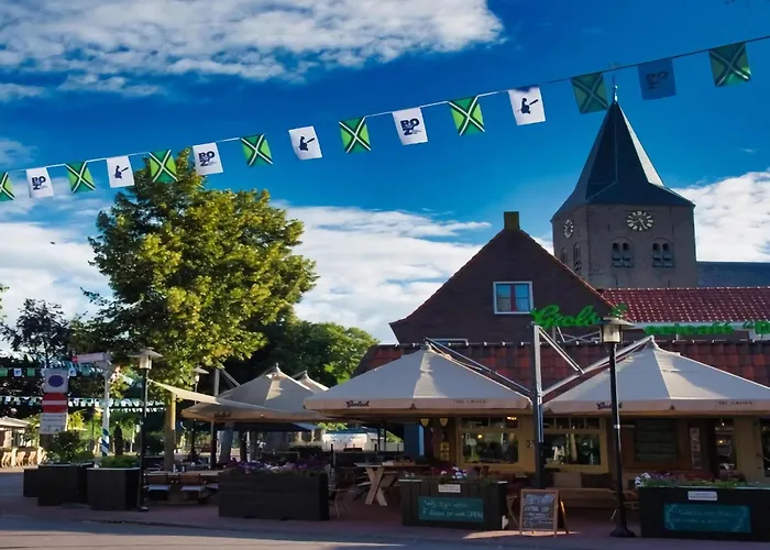 In Near Forest And Golf Dom wakacyjny *